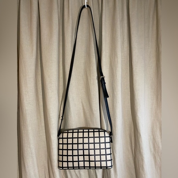 Kate Spade New York Brightwater Drive Hanna Crossbody - Picture 5 of 13